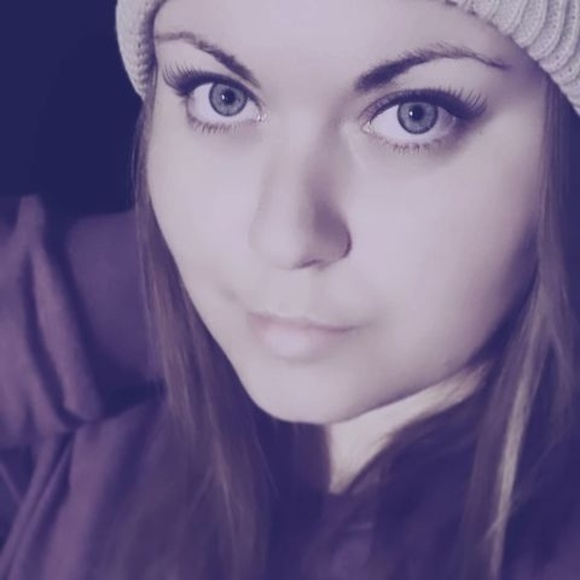 Meet your Posher, Justine - Picture 1 of 1